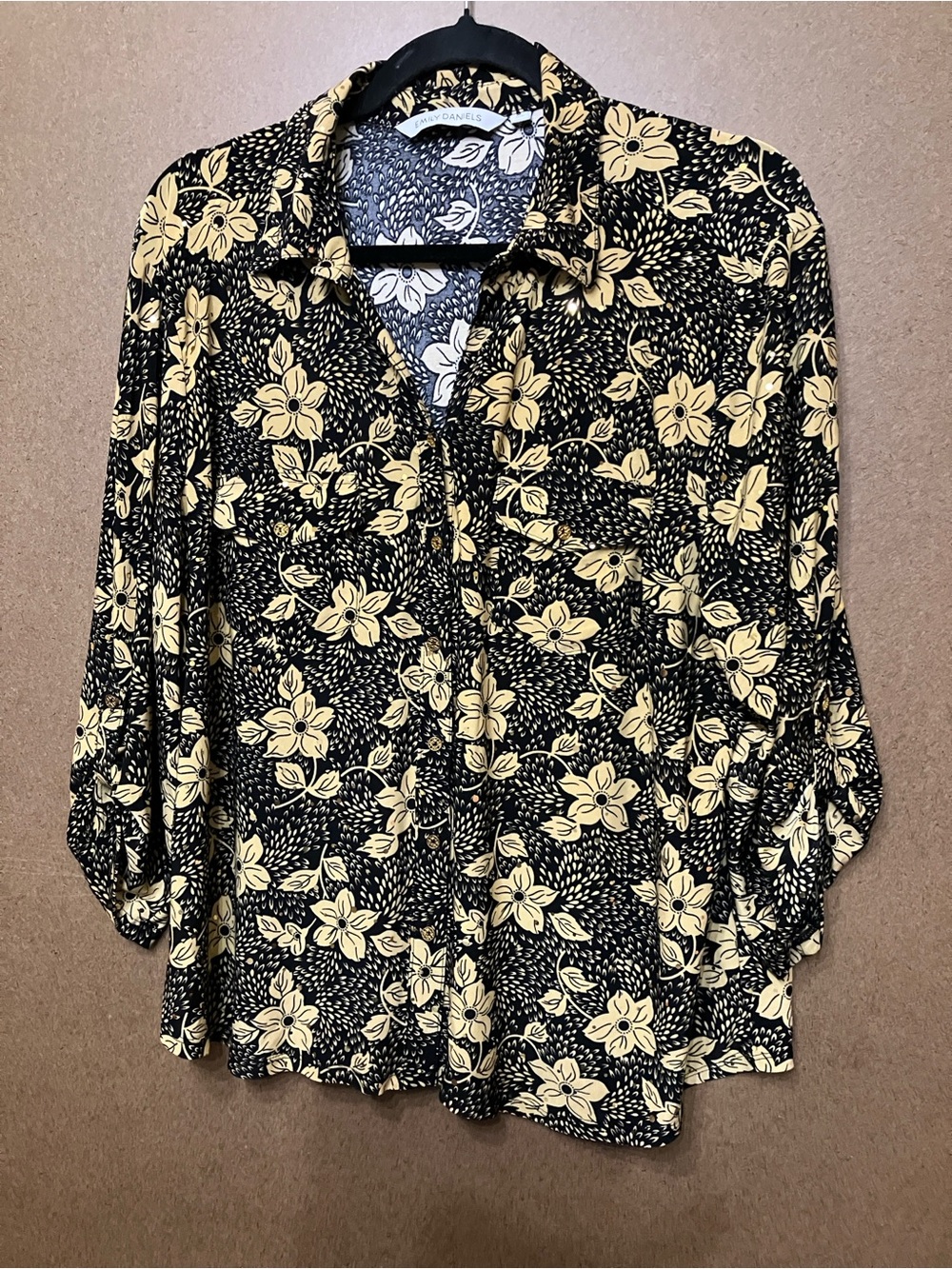 Floral Button-Front Blouse - Black & Yellow - Picture 9 of 9